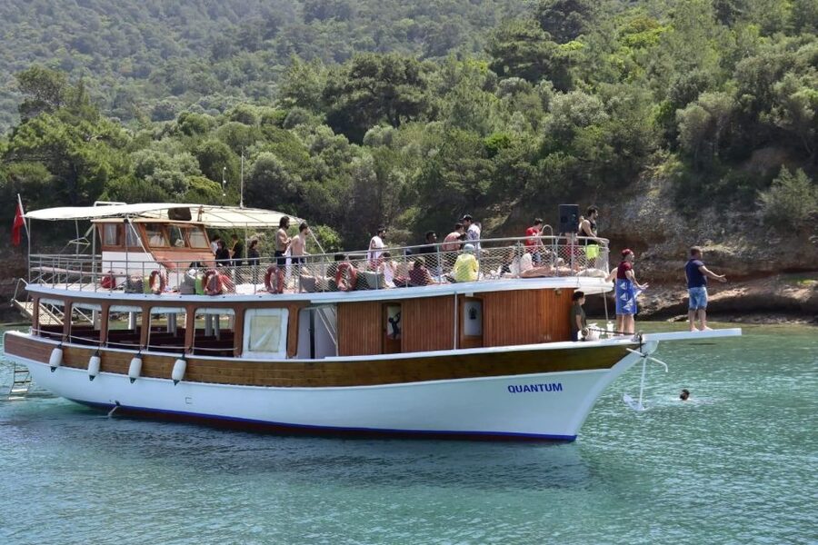 Bodrum: Orak Island Boat Tour with Swim Stops and Lunch - Practical tips for a better day