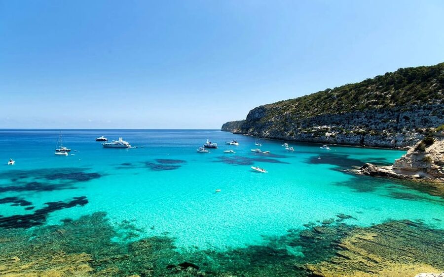 Bodrum: Orak Island Boat Trip with Lunch & Optional Transfer - The crew and the mood aboard