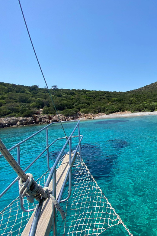 Bodrum: Peninsula Private Boat Tour with Lunch - Choosing Your Bays Along the Bodrum Peninsula