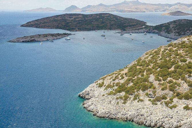 Bodrum Private Gulet Tour with Lunch - Turkish lunch served between the swim stops