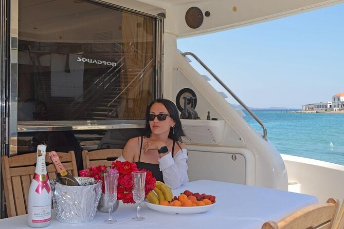 Bodrum Private Motor-Yacht Tour With Lunch For 6 Hours - Lunch, equipment, and comfort: what is really included