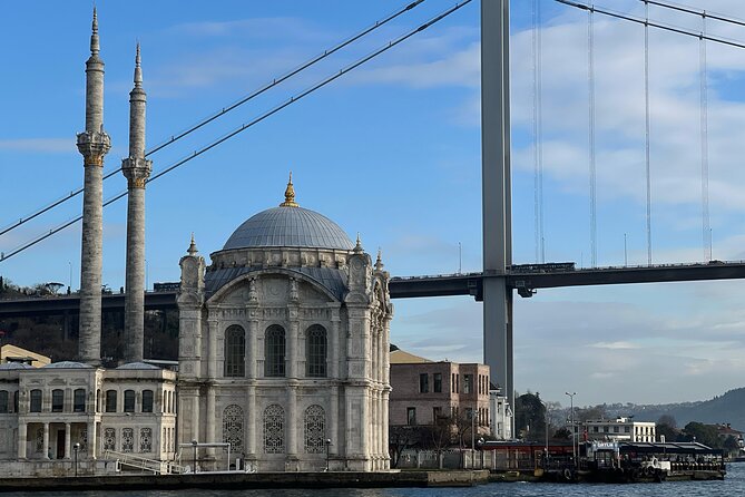 Bosphorus Boat Tour 3 Hour with Asian Side Stop in Istanbul - Why this Bosphorus cruise is useful on a first visit