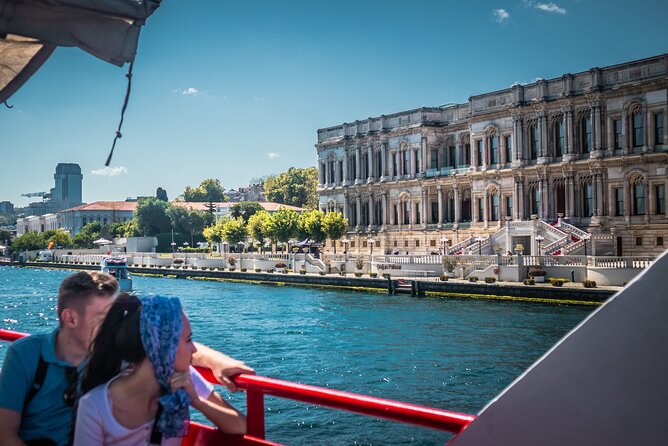 Bosphorus Cruise Boat Tour İstanbul And Golden Horn With Guide - Pickup, Timing, and the Reality of Istanbul Traffic