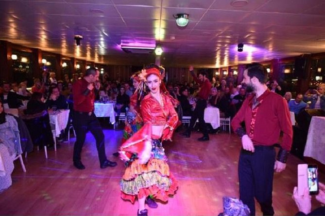 Bosphorus Dinner Cruise & Night Show from Istanbul - How late the evening runs