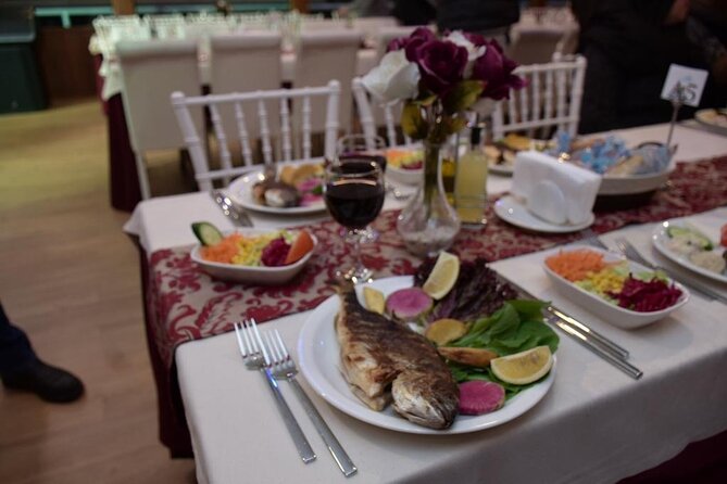 Bosphorus Dinner & Show Cruise (All Inclusive) - Dolmabahçe Palace and Beşiktaş
