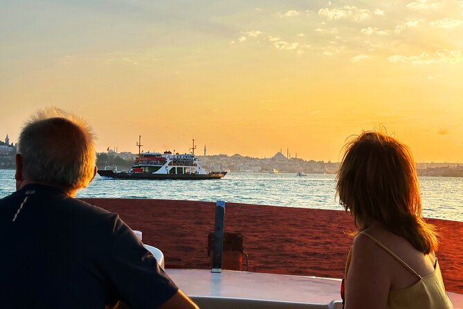 Bosphorus & Golden Horn: Sunset Yacht Cruise with Expert Guide - Boarding at Kabataş and finding the pier
