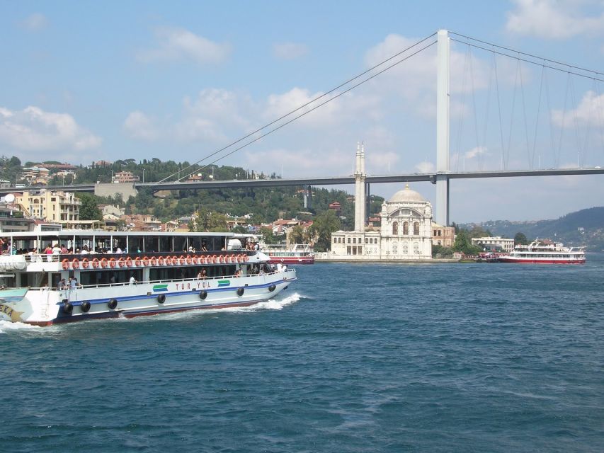 Bosphorus Tour With Lunch - Starting at the Spice Bazaar
