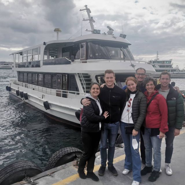 Bosphorus Tour With Lunch - Who Should Book This Experience?