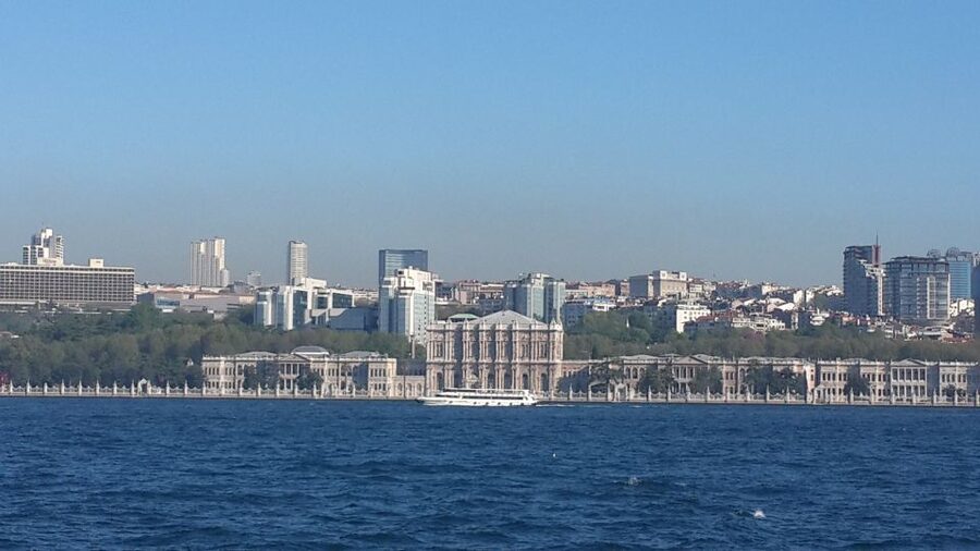 Bosphorus Tour With Lunch - Seeing Istanbul From Kabataş to the Bosphorus