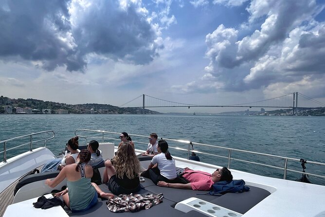 Bosphorus Yacht Cruise Experience: Visit the Asian Side - Ortaköy Mosque and the first Bosphorus Bridge