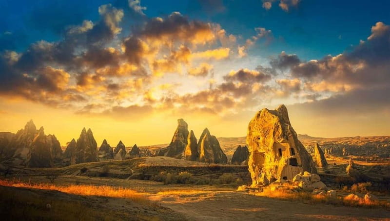 Cappadocia 1 or 2 Day Private Tour - Day one: from Goreme’s panorama to Avanos pottery