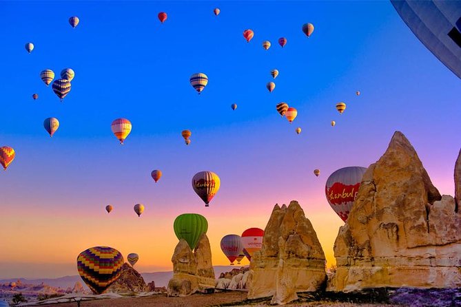 Cappadocia: Balloon Flight at Sunrise - Safety, pilot experience, and group size
