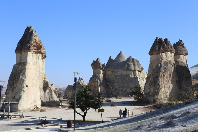 Cappadocia Daily North (Red) Tour - The vehicle, guide, and group size
