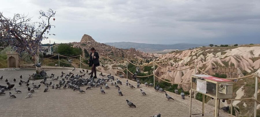 Cappadocia: Derinkuyu, Selime, Nar Crater Lake & Ihlara Tour - The guides can make or break the day