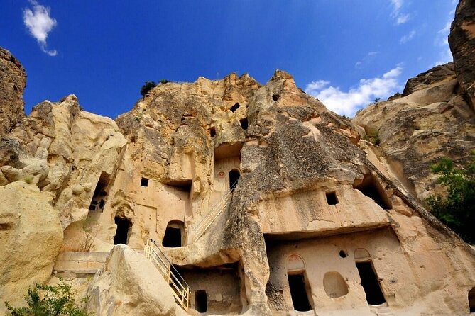 Cappadocia Dream: 2-Days Tour from Istanbul & Balloon Ride Option - Ortahisar, carpets, and Avanos pottery