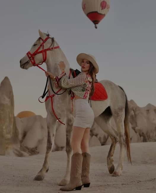Cappadocia: Fascinating Horse Tour in Göreme Valleys - Sunrise, sunset, and the question of timing