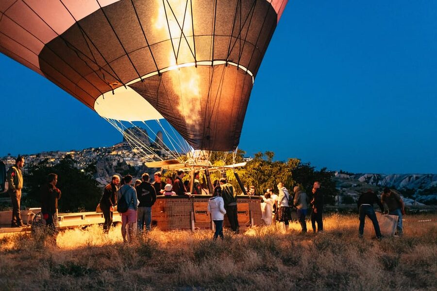 Cappadocia: Goreme Hot Air Balloon Flight at Sunrise - Photo advice for the balloon basket