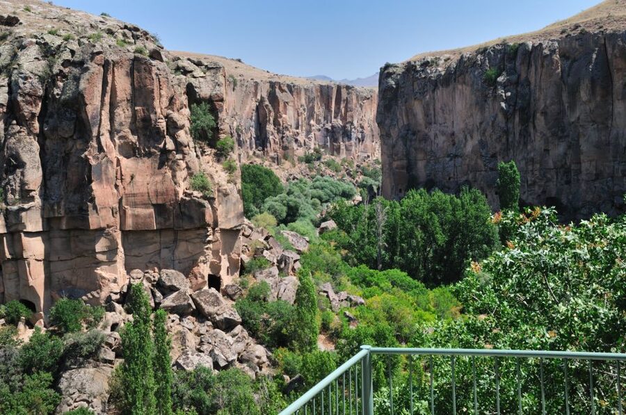 Cappadocia: Green Tour - Ihlara Valley & Underground City - Pickup times and transport shape the day