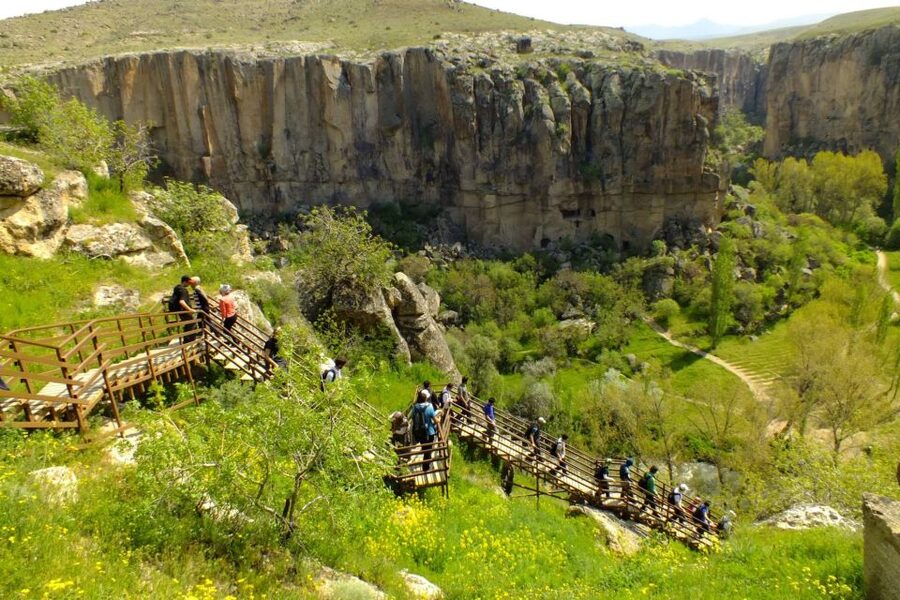Cappadocia: Guided Full-Day Tour with Lunch and River Walk - Ihlara Valley trades rock for shade and water