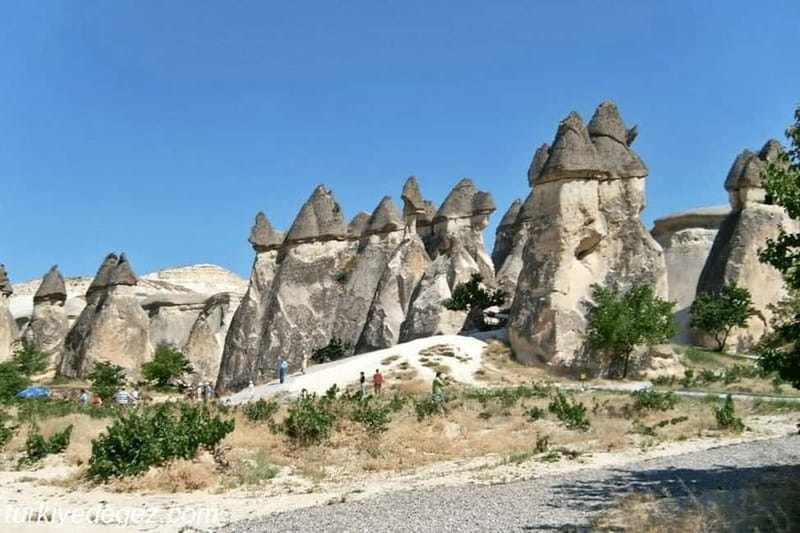 Cappadocia: Guided Red Tour with Lunch and Ticket - Zelve Open Air Museum: the day’s best history lesson