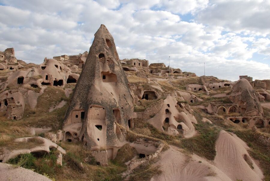 Cappadocia: Highlights Tour with Lunch and Entry Tickets - Comfortable transport makes the long route easier