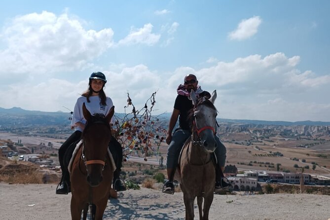 Cappadocia Horse Back Riding Tour Daily/Sunset - Meeting the horses and settling into the saddle