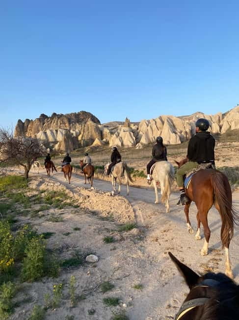 Cappadocia: Horse Riding Tour with Sunrise or Sunset Options - Why horseback riding works so well in Cappadocia