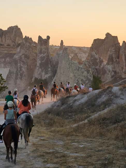 Cappadocia : Horseback riding with fantastic view - Sunrise, sunset, or daytime?
