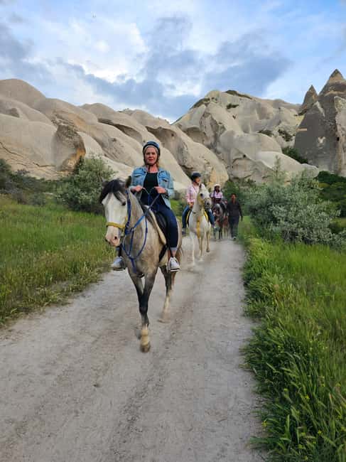 Cappadocia : Horseback riding with fantastic view - Safety, age, and comfort limits