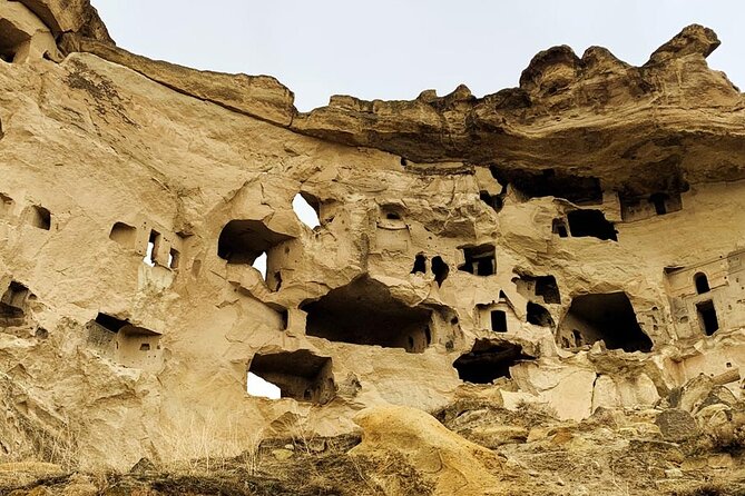 Cappadocia North Tour (Pro Guide, Tickets, Lunch, Transfer incl) - Avanos lunch and the Red River pottery tradition