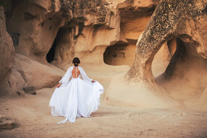 Cappadocia Private Flying Dress & Hot Air Balloon Photoshoot - Optional extras can change the final cost