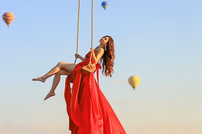 Cappadocia Private Photo Shoot Experience with Hotel Pickup - Watching the balloons take off