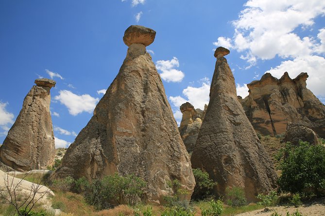 Cappadocia PRIVATE TOUR, All in One Day ,with guide( ENG-Portguse - Fairy chimneys, Love Valley, and Devrent Valley