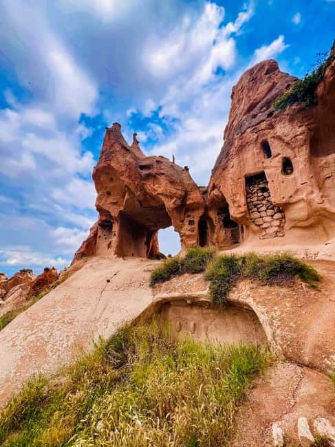 Cappadocia: Red-Line Tour with Lunch and Guide All Inclusive - Paşabağ and the fairy chimneys