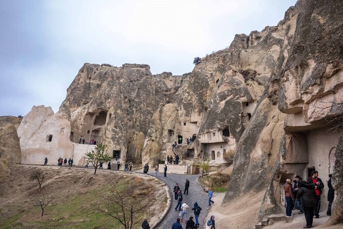 Cappadocia Red Tour (Pro Guide, Tickets, Lunch, Transfer incl) - Avanos lunch and a working pottery studio