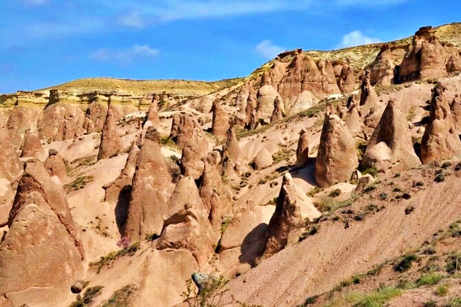 Cappadocia Red Tour (pro guide, transfer incl) - Devrent Valley and the camel-shaped rock