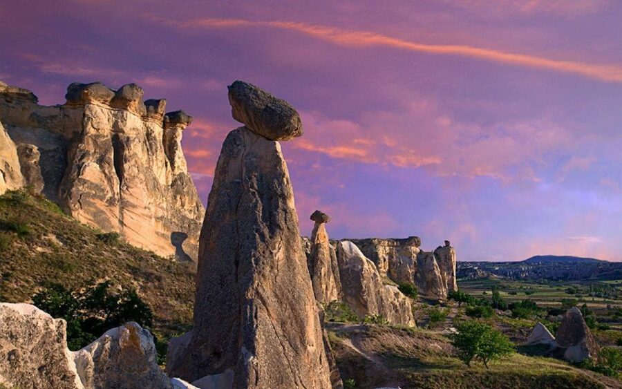 Cappadocia: Red Tour with Entry Fees and Lunch - Starting in Devrent Valley
