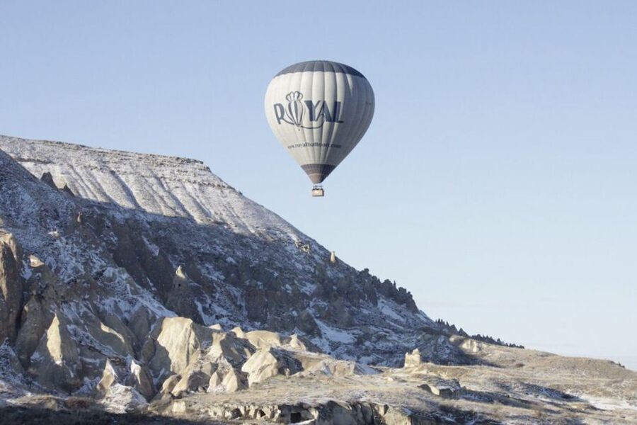 Cappadocia: Royal Queen Hot Air Balloon Tour at Sunrise - The landing toast and medal