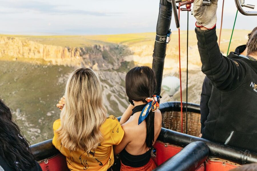Cappadocia: Soganli Valley Hot Air Balloon Tour at Sunrise - One hour above the Soğanlı Valley
