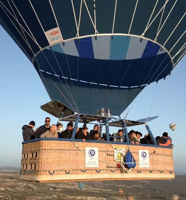 Cappadocia Sunrise Balloon Flight - Göreme - A professional crew and careful landing