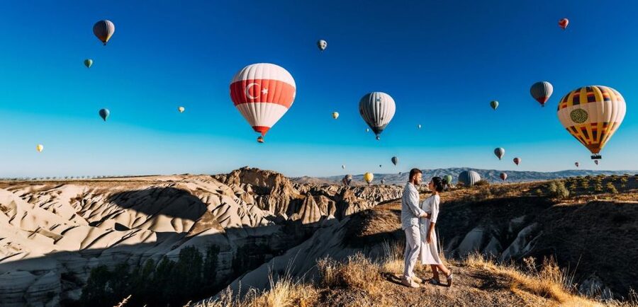 Cappadocia: Sunrise Balloon Watching Tour with Photographer - Snacks and hot drinks make the early start easier