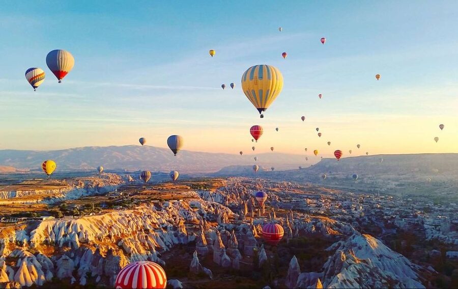 Cappadocia: Sunrise Balloon Watching Tour with Photographer - Who should choose this sunrise outing?