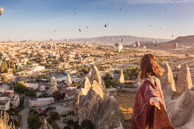 Cappadocia Sunrise Hot Air Balloon Watching Tour With Audio Guide - Before sunrise at Aydin Kiragan Tepesi