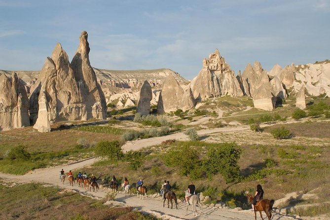 Cappadocia Sunset Horse Riding through the Valleys and Fairy Chimneys - Key points to know before you ride