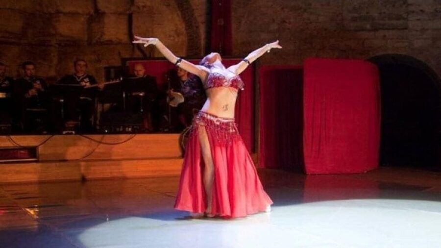 Cappadocia: Turkish Culture Dinner Show & Optional Transfer - Arriving At The Central Stage