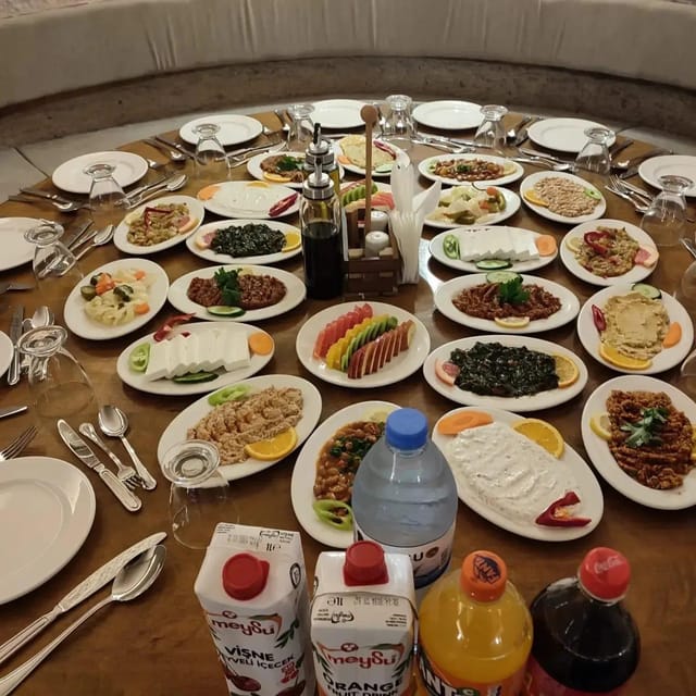 Cappadocia Turkish Night wTransfer,Dinner &Unlimited Drinks - Small details that can improve your night