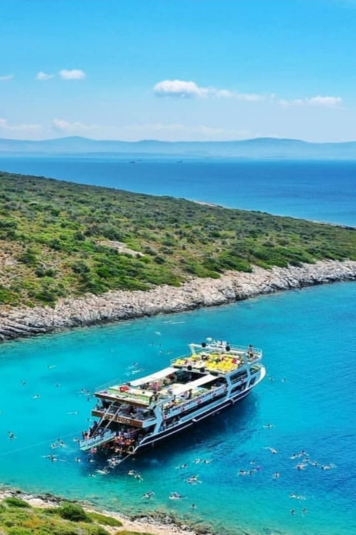 Cesme: Islands and Bays Boat Trip with BBQ Lunch - Finding your best place on a four-deck boat