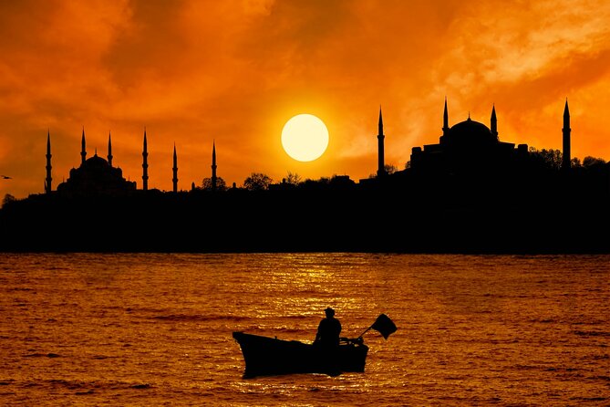 Circle Istanbul (Extraordinary Istanbul) - Crossing from Europe to Asia by ferry