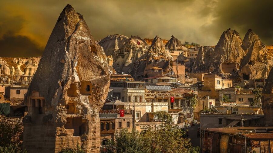 City of Side: 2-Day Cappadocia, Cave Hotel, & Balloon Tour - Day 2: balloons, breakfast, and Three Beauties