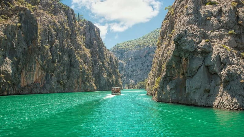 City of Side: Green Canyon Boat Trip w/Unlimited Soft Drinks - Lunch beside the lake